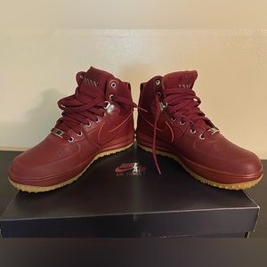 Nike Air Force 1 - Red